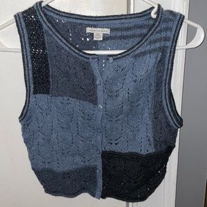 American Eagle Button Down Cropped Crochet Sweater Vest Top